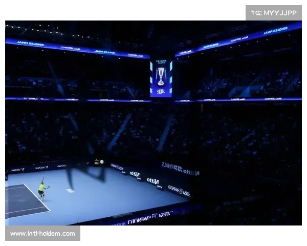 都灵总决赛鏖战三小时，辛纳主场逆转阿尔卡拉斯成功卫冕